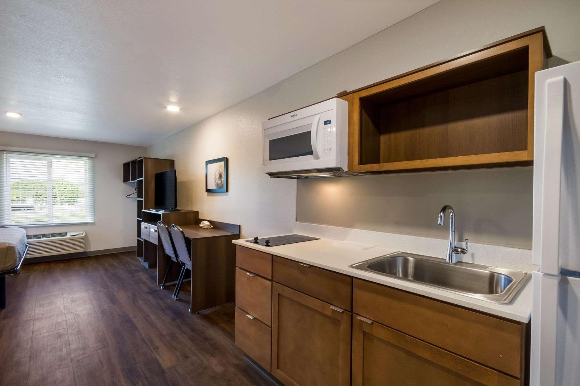 Hotel Woodspring Panama Upper Grand Lagoon